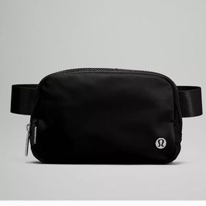 Lululemon Everywhere Belt Bag- 1L